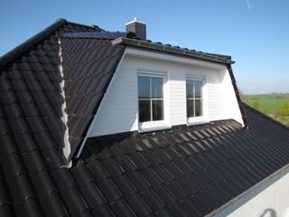 Dachdeckerarbeiten, Wohnraumfenster